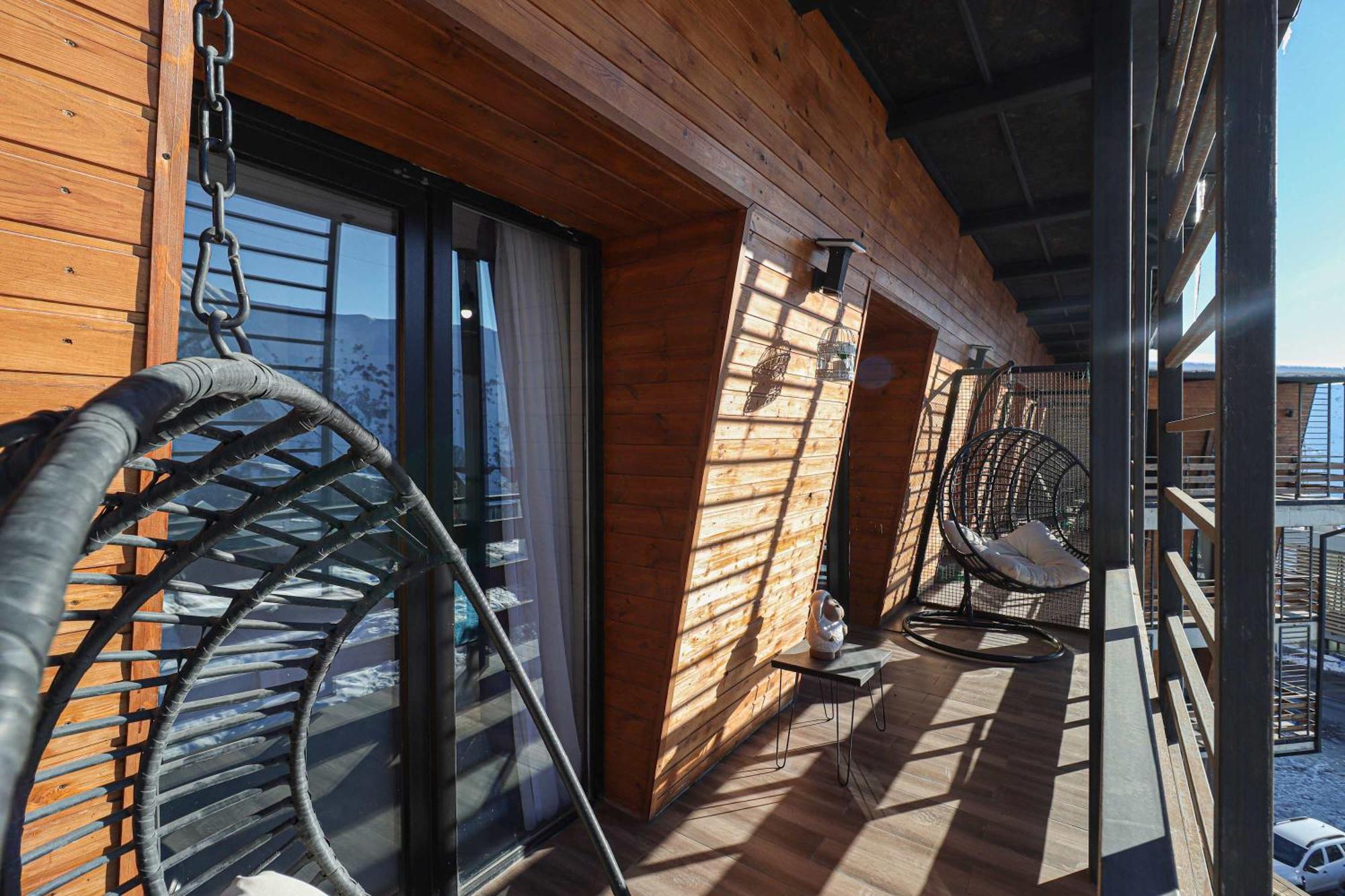 Stylish Studio Apartment With Balcony Gudauri Exterior photo
